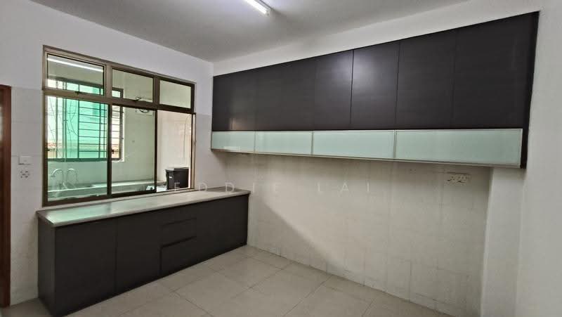 2-storey Terraced House for Rent in Taman Skudai Ria (Skudai) - Eddie Lai - Kitchen - PropertyGuru.com.my