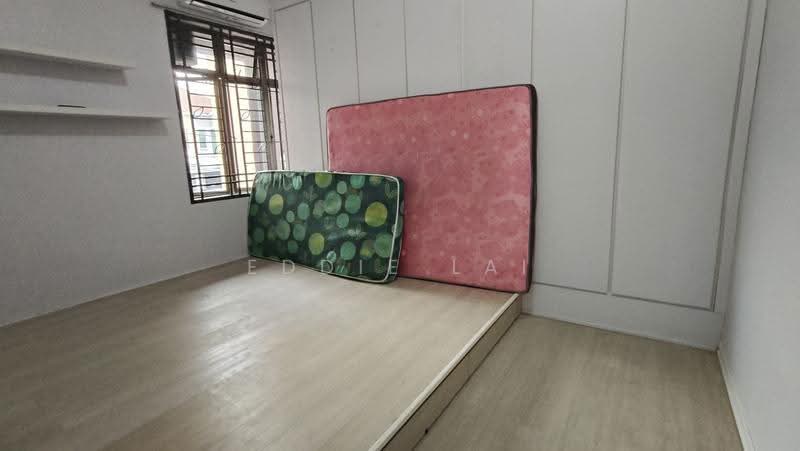 2-storey Terraced House for Rent in Taman Skudai Ria (Skudai) - Eddie Lai - Bedroom - PropertyGuru.com.my