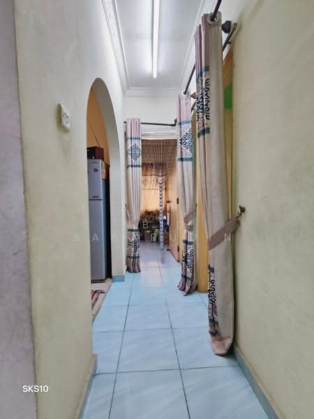 Pangsapuri untuk Dijual di Sri Kinabalu - Abid Sabarudin - Corridor - PropertyGuru.com.my