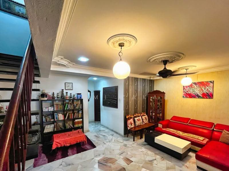 2-storey Terraced House for Sale in Taman Bukit Mewah (Kajang) - Zulhilmi Zakaria - Living Room - PropertyGuru.com.my