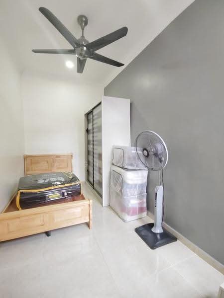 Rumah Teres 2-Tingkat untuk Dijual di Taman Daya (Johor Bahru) - Angie Tan - Bedroom - PropertyGuru.com.my