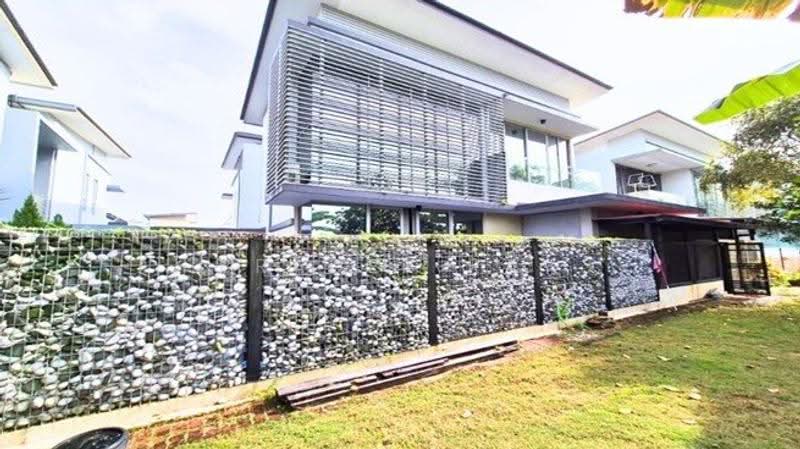 Semi-Detached House for Sale in Sunway Alam Suria (Shah Alam) - Brader Ray - Exterior - PropertyGuru.com.my
