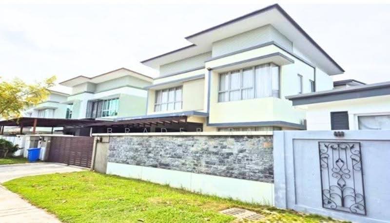 Semi-Detached House for Sale in Sunway Alam Suria (Shah Alam) - Brader Ray - Exterior - PropertyGuru.com.my