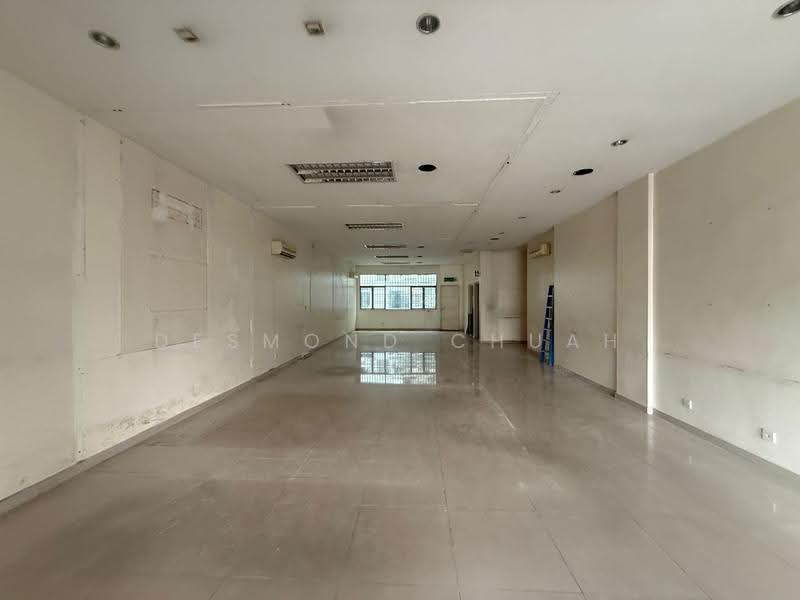 Shop / Office for Rent in Bay Avenue (Bayan Lepas) - Desmond Chuah - Interior - PropertyGuru.com.my