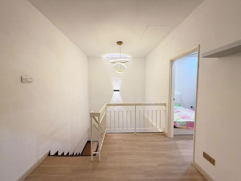 Rumah Teres 2-Tingkat untuk Disewa di Bandar Indahpura (Kulai) - John Lim - Corridor - PropertyGuru.com.my
