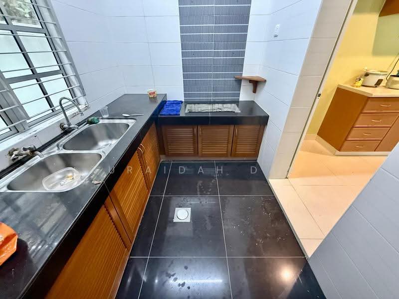 Rumah Berkembar untuk Dijual di Cheras (Selangor) - Zuraidah Dan - Kitchen - PropertyGuru.com.my
