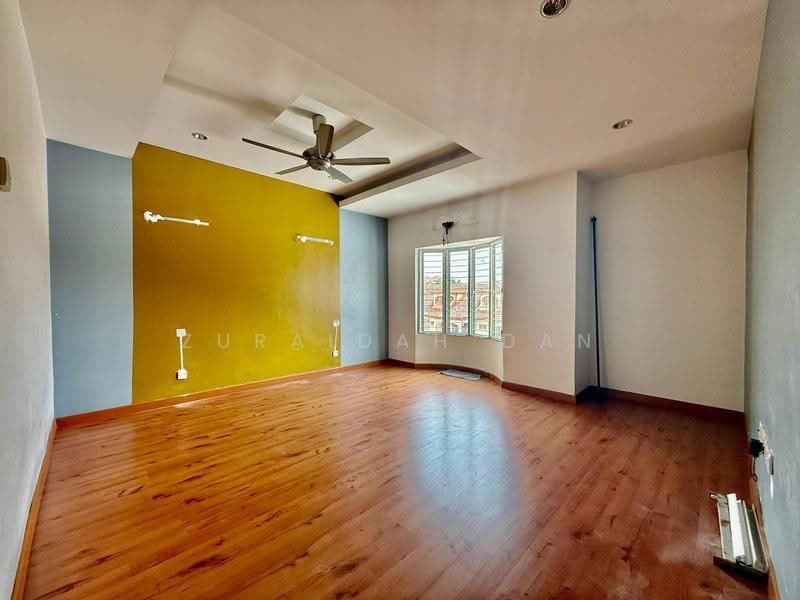 Rumah Berkembar untuk Dijual di Cheras (Selangor) - Zuraidah Dan - Bedroom - PropertyGuru.com.my