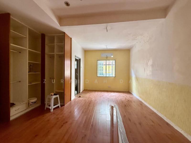 Rumah Berkembar untuk Dijual di Cheras (Selangor) - Zuraidah Dan - Bedroom - PropertyGuru.com.my