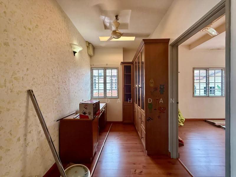 Rumah Berkembar untuk Dijual di Cheras (Selangor) - Zuraidah Dan - Family Area - PropertyGuru.com.my
