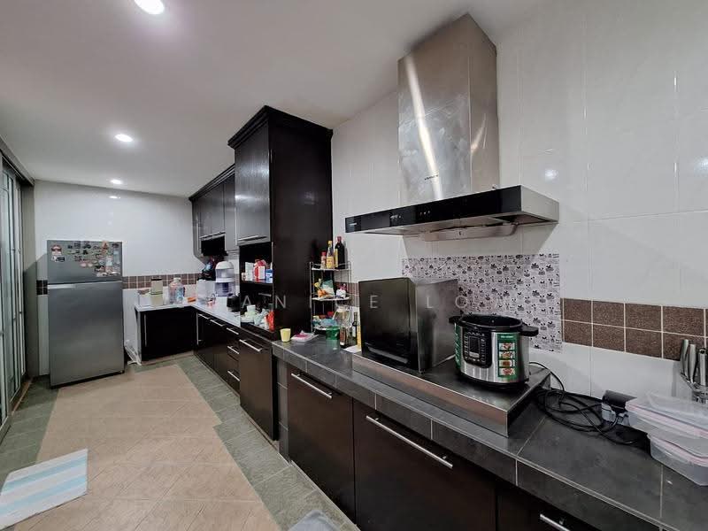 Rumah Teres 2-Tingkat untuk Dijual di Taman Puchong Hartamas (Puchong) - Shanice Low - Kitchen - PropertyGuru.com.my