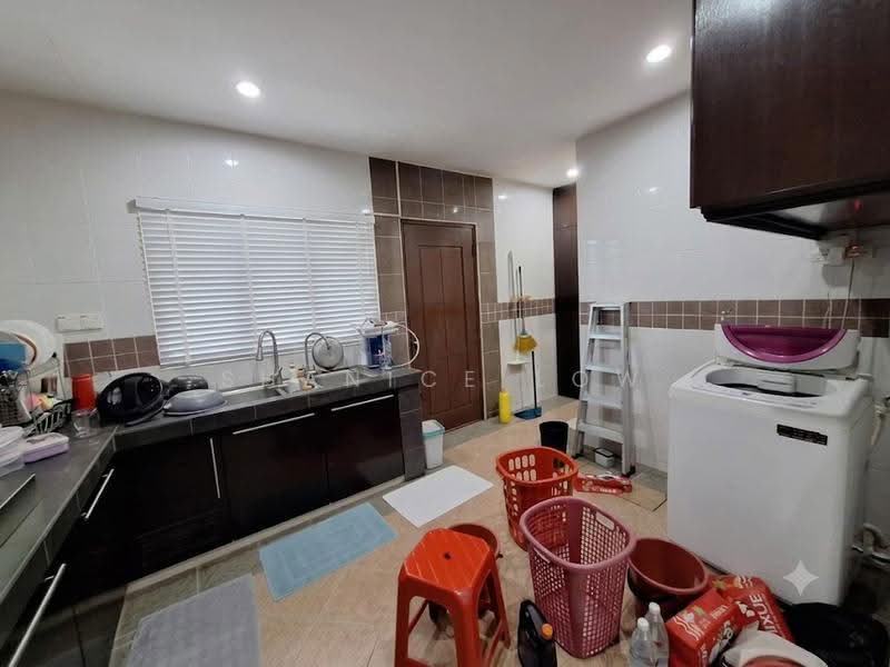 Rumah Teres 2-Tingkat untuk Dijual di Taman Puchong Hartamas (Puchong) - Shanice Low - Kitchen - PropertyGuru.com.my