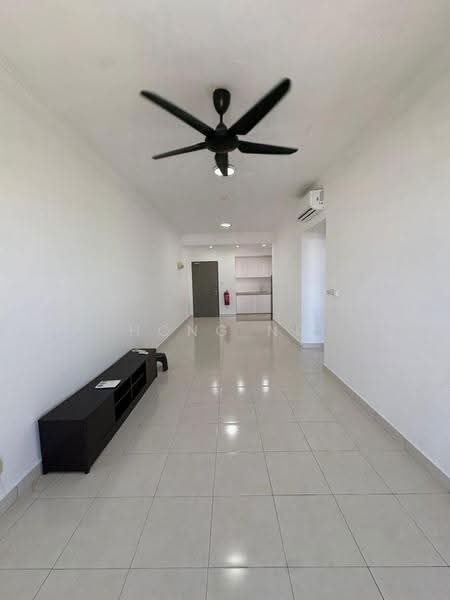 Pangsapuri untuk Disewa di Aronia - Hong Ng - Living Room - PropertyGuru.com.my