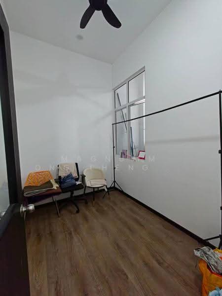 Shop / Office for Sale in Taman Pauh Jaya (Perai) - Magnumm Ong Theng Shen - Interior - PropertyGuru.com.my