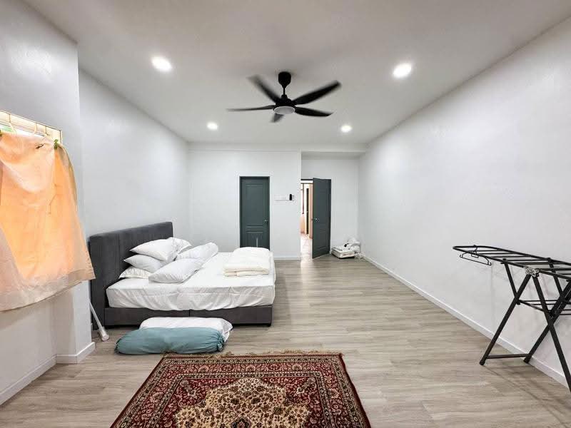 Bungalow House untuk Dijual di Taman Ampang Utama (Ampang) - Mahirah . - Bedroom - PropertyGuru.com.my