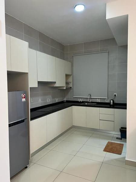 Service Residence for Rent at Twin Tower Residence - Gladys Wong - Kitchen - PropertyGuru.com.my