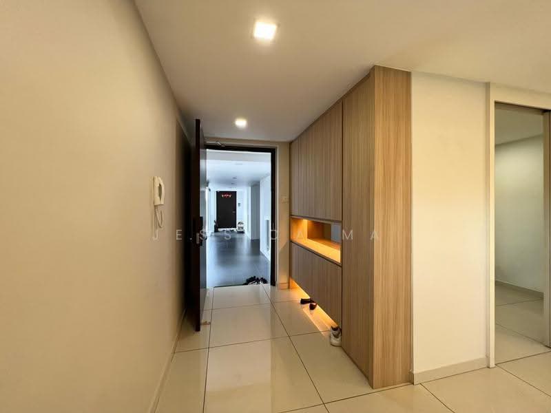 Apartment for Rent at Molek Pine 3 - Jessica Ma - Corridor - PropertyGuru.com.my