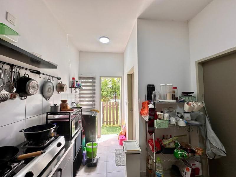 Rumah Teres 2-Tingkat untuk Dijual di Sepang (Selangor) - Mahirah . - Kitchen - PropertyGuru.com.my