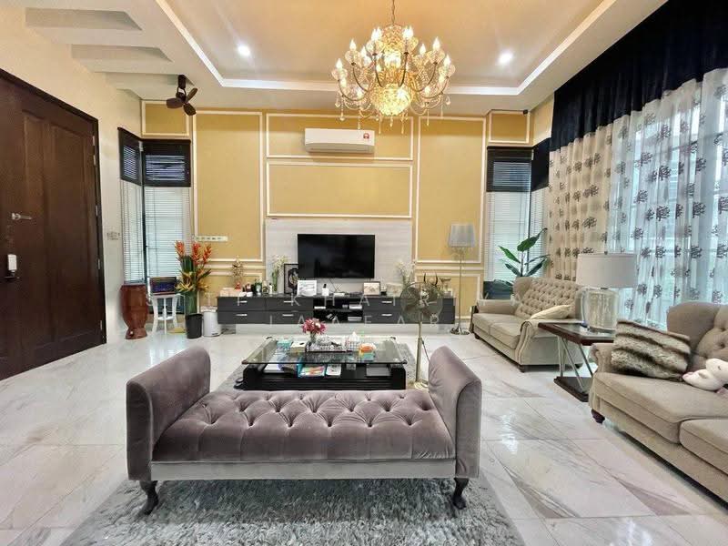 Semi-Detached House for Sale in Sungai Buloh (Selangor) - SITI KHAIRIYAH JAAFAR - Living Room - PropertyGuru.com.my