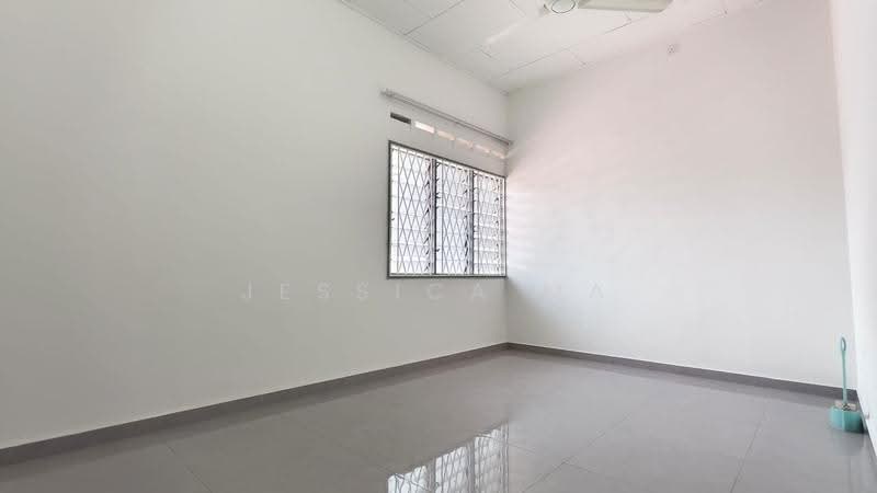 Semi-Detached House for Rent in Taman Sentosa (Johor Bahru) - Jessica Ma - Interior - PropertyGuru.com.my