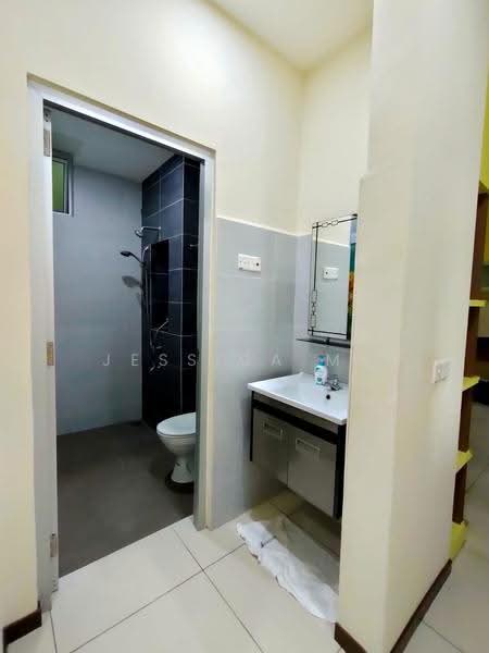 Condominium for Rent at The Seed Taman Sutera Utama - Jessica Ma - Bathroom - PropertyGuru.com.my