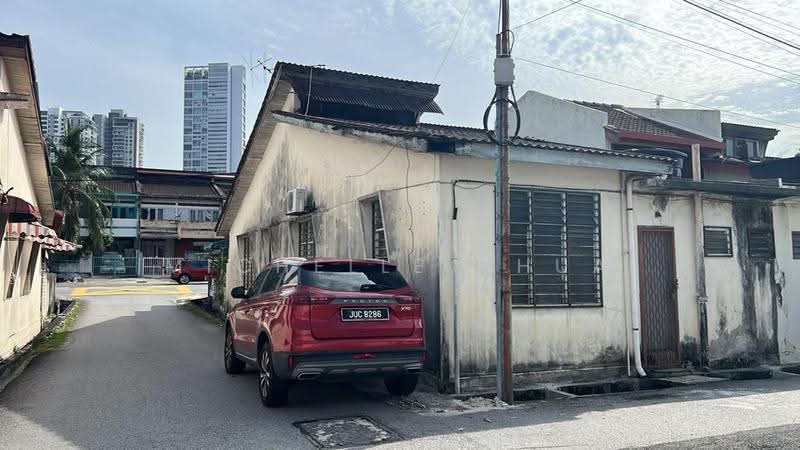 1-storey Terraced House for Sale in Seksyen 19 (Petaling Jaya) - Michelle Chua - Exterior - PropertyGuru.com.my