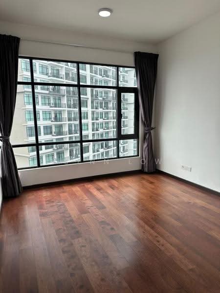 Kediaman Servis untuk Disewa di Molek Regency - Suenn Low - View - PropertyGuru.com.my
