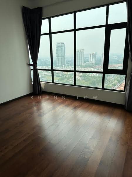 Kediaman Servis untuk Disewa di Molek Regency - Suenn Low - View - PropertyGuru.com.my