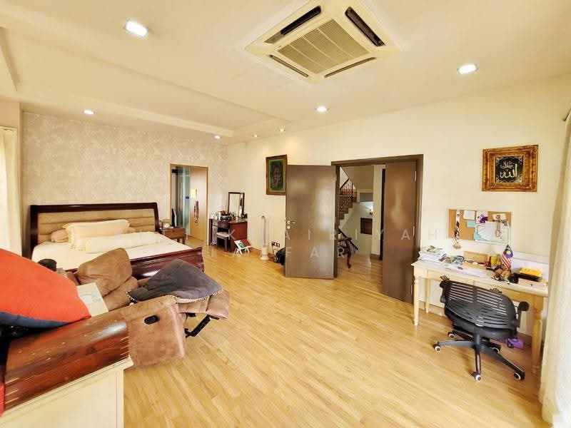 Semi-Detached House for Sale in Damansara Legenda (Petaling Jaya) - SITI KHAIRIYAH JAAFAR - Bedroom - PropertyGuru.com.my