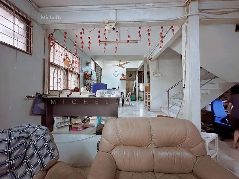 Rumah Teres 2-Tingkat untuk Dijual di Taman Bunga Raya (Bukit Mertajam) - Michelle Chia - Living Room - PropertyGuru.com.my