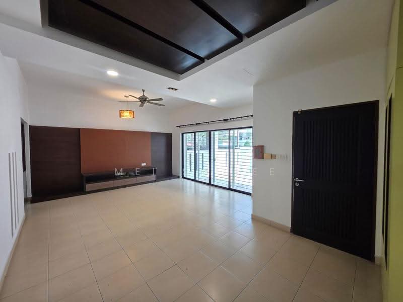 Rumah Teres 2.5-Tingkat untuk Dijual di Taman Bukit Prima (Cheras) - Mei SM Lee - The Peak, Taman Bukit Prima Living Room - PropertyGuru.com.my