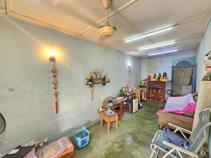 1-storey Terraced House for Sale in Taman Cheras Perdana (Cheras) - Eason Chan - Living Room - PropertyGuru.com.my