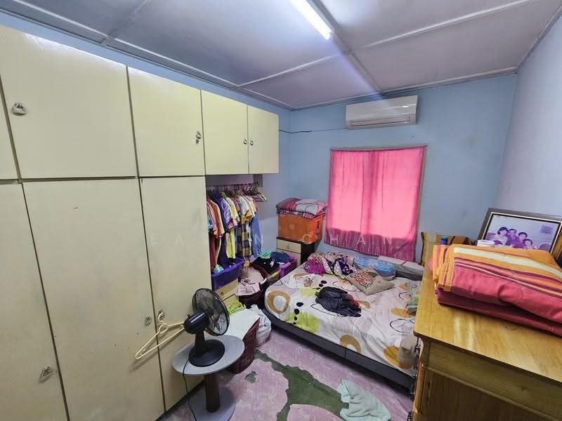 1-storey Terraced House for Sale in Taman Cheras Perdana (Cheras) - Eason Chan - Bedroom - PropertyGuru.com.my