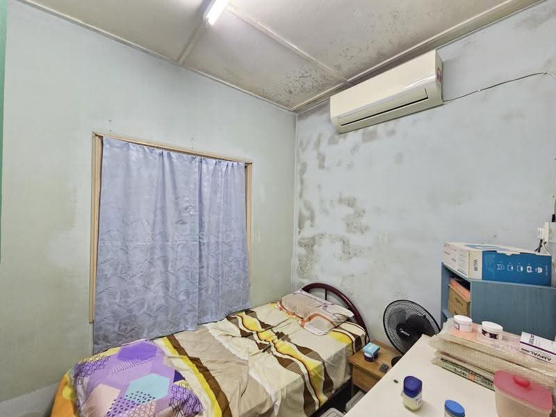 1-storey Terraced House for Sale in Taman Cheras Perdana (Cheras) - Eason Chan - Bedroom - PropertyGuru.com.my