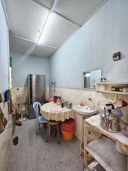 1-storey Terraced House for Sale in Taman Cheras Perdana (Cheras) - Eason Chan - Kitchen - PropertyGuru.com.my