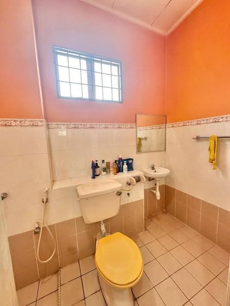 2-storey Terraced House for Sale in Seksyen 10 (Shah Alam) - Mohammad Din Majid - Bathroom - PropertyGuru.com.my