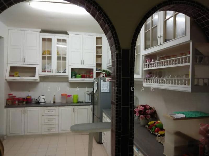 Rumah Teres 2-Tingkat untuk Dijual di Cheras (Selangor) - Zuraidah Dan - Kitchen - PropertyGuru.com.my