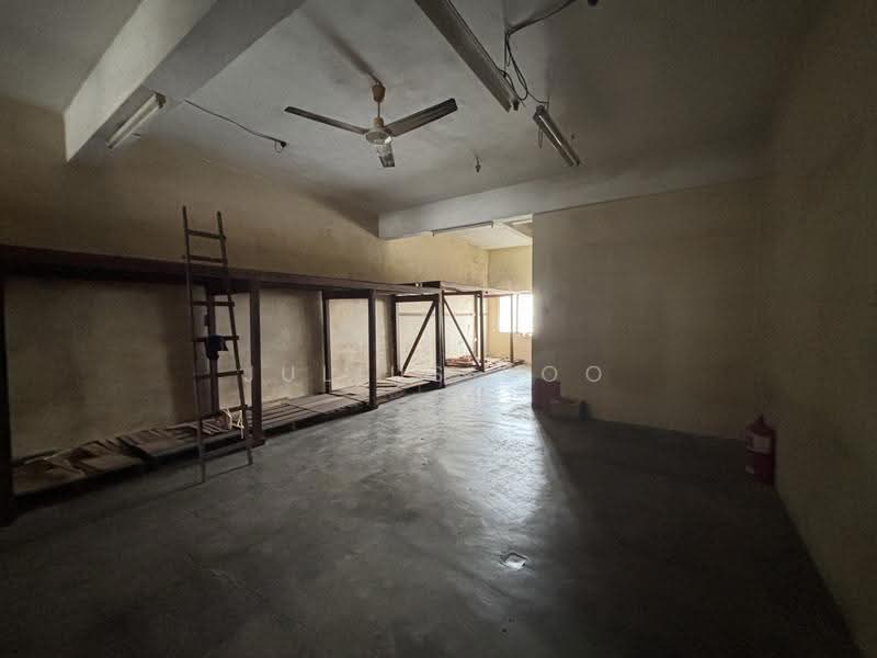 Kedai untuk Disewa di Taman Taynton View (Cheras) - Julius Soo - Interior - PropertyGuru.com.my