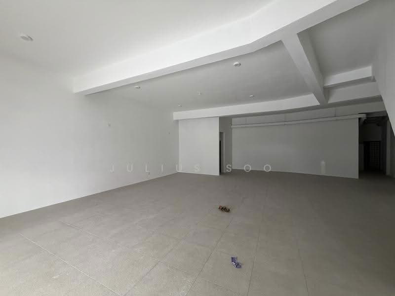 Shop for Rent in Bandar Sri Permaisuri (Cheras) - Julius Soo - Interior - PropertyGuru.com.my