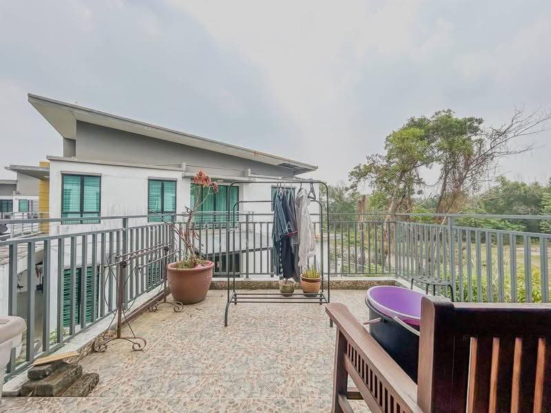 Rumah Teres 2-Tingkat untuk Dijual di Alam Impian (Shah Alam) - Mohammad Din Majid - Balcony - PropertyGuru.com.my