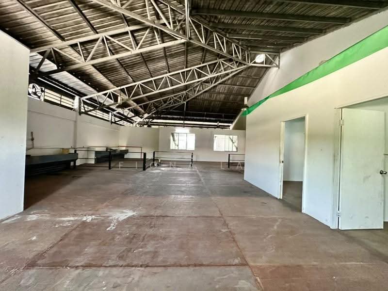 Warehouse for Rent in Sepanggar Kkip (Kota Kinabalu) - Fiona Lai - Interior - PropertyGuru.com.my