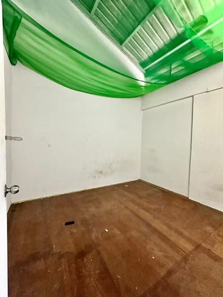 Warehouse for Rent in Sepanggar Kkip (Kota Kinabalu) - Fiona Lai - Interior - PropertyGuru.com.my