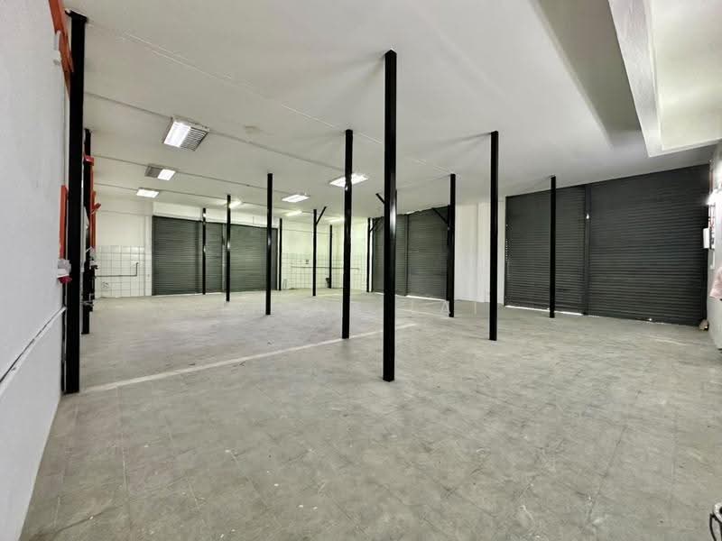 Warehouse for Rent in Sepanggar Kkip (Kota Kinabalu) - Fiona Lai - Interior - PropertyGuru.com.my