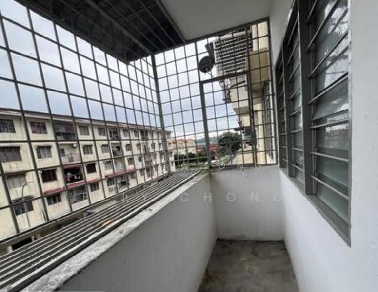 Pangsapuri untuk Disewa di Taman Koperasi Maju Jaya - Elly Chong - Balcony - PropertyGuru.com.my