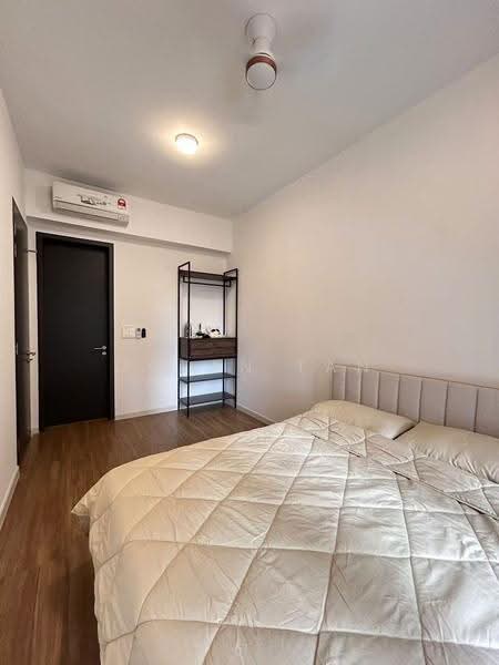 Pangsapuri untuk Disewa di V Residence Suites @ Sunway Velocity - Ocean Tan - Bedroom - PropertyGuru.com.my
