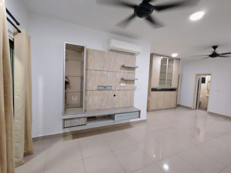 Kondominium untuk Disewa di The Holmes 1 - Max Chua - Living Room - PropertyGuru.com.my