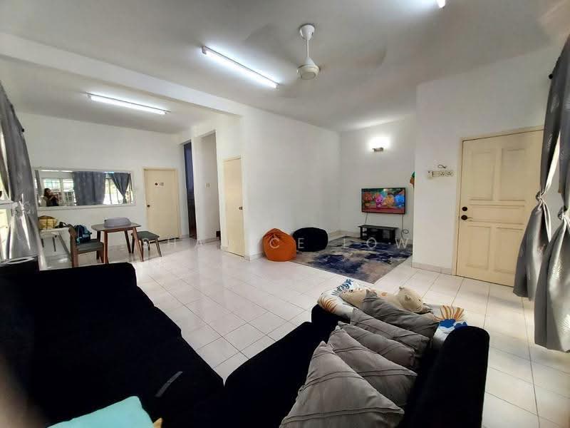 Rumah Teres 2-Tingkat untuk Dijual di Bandar Puteri Puchong (Puchong) - Shanice Low - Living Room - PropertyGuru.com.my