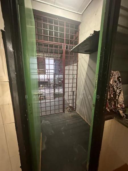 Flat for Rent at Taman Saujana Puchong - Jaleela Banu Ahmad - Entrance - PropertyGuru.com.my