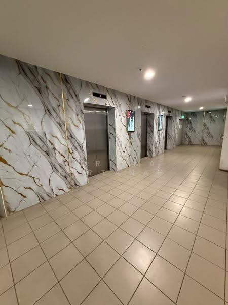 Condominium for Sale at Residensi Zamrud - Norisma Hartanah - Lift Corridor - PropertyGuru.com.my
