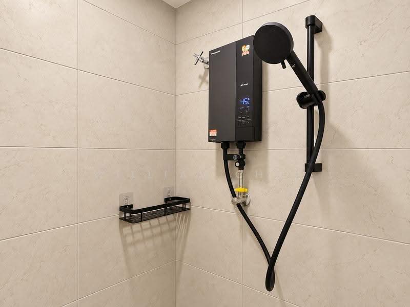 Kediaman Servis untuk Disewa di Armani Raja Uda - William Chua - Bathroom - PropertyGuru.com.my