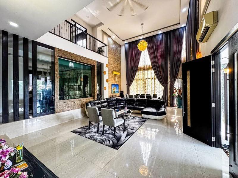 Bungalow House untuk Dijual di Bukit Rahman Putra (Sungai Buloh) - Mohammad Din Majid - Living Room - PropertyGuru.com.my